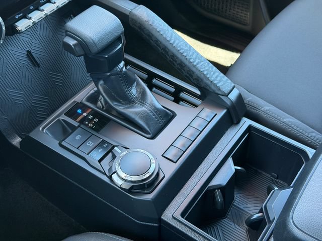 Used 2026 Toyota Tacoma SR AWD/4WD image 12