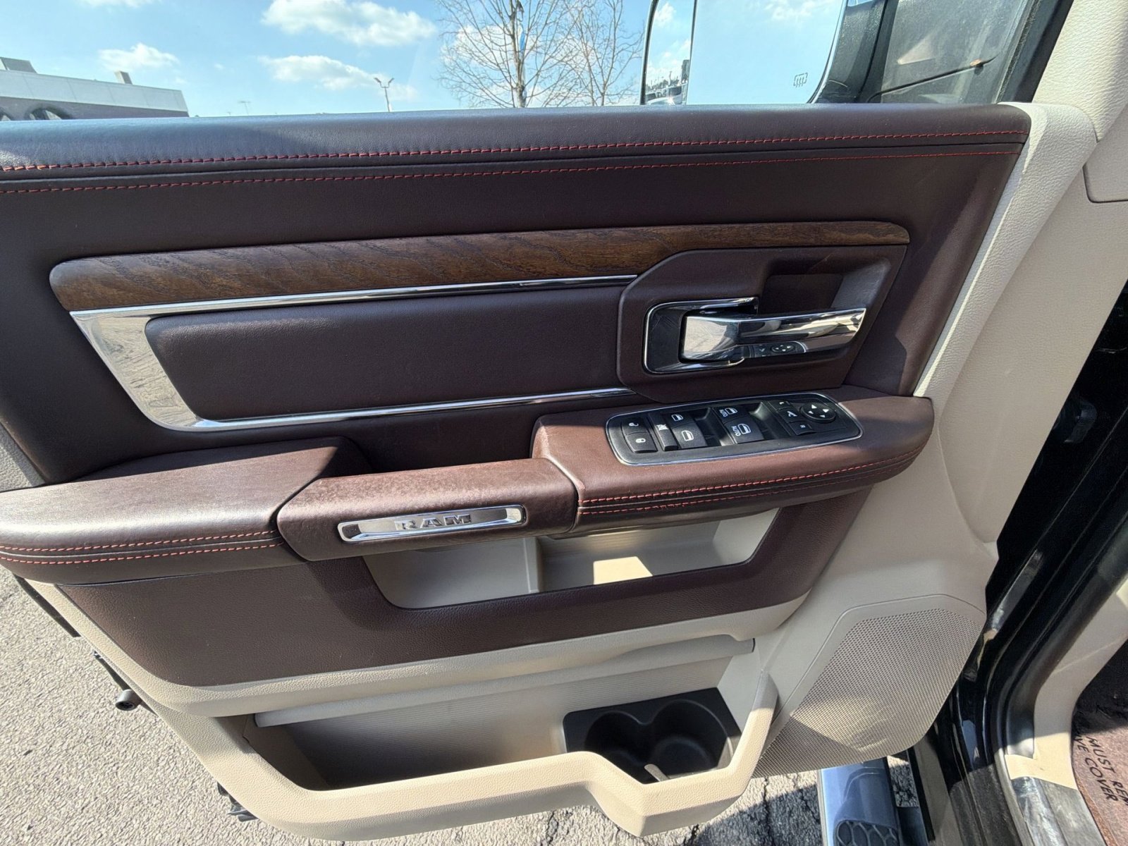 Used 2018 RAM 3500 Laramie Longhorn w/ Longhorn Southfork Package image 15