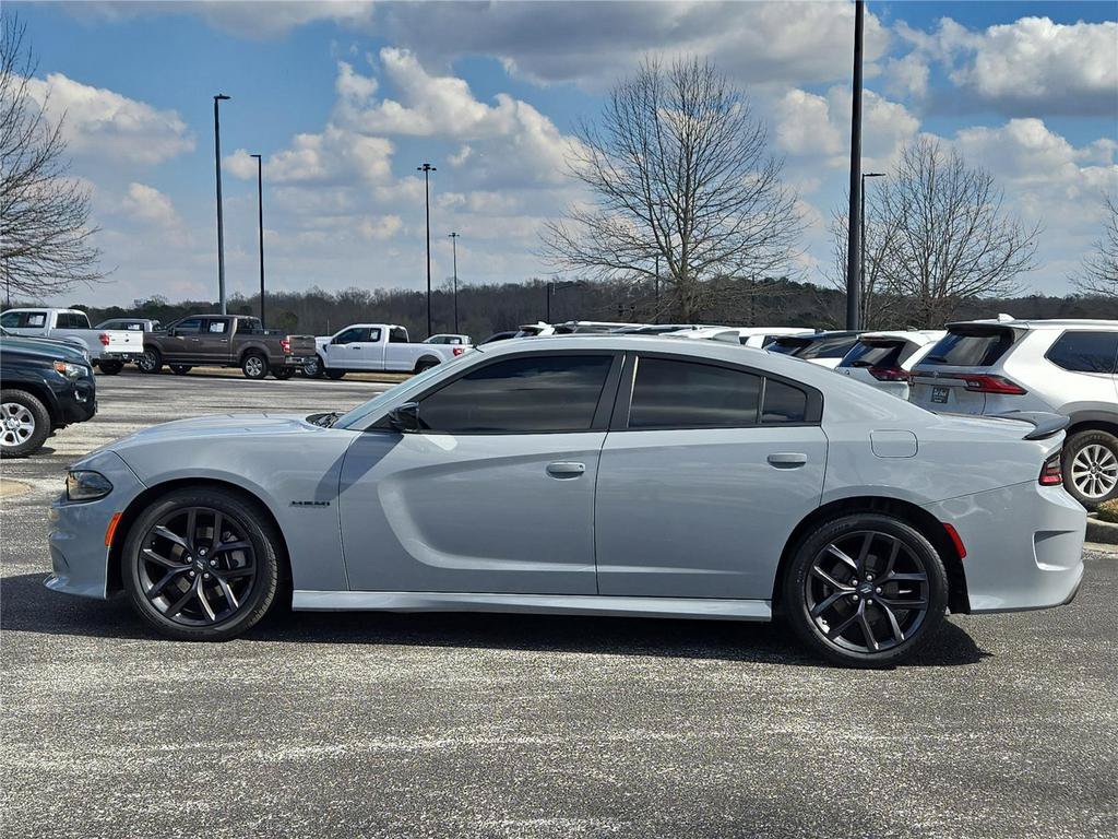 Used 2022 Dodge Charger R/T w/ Blacktop Package RWD image 10