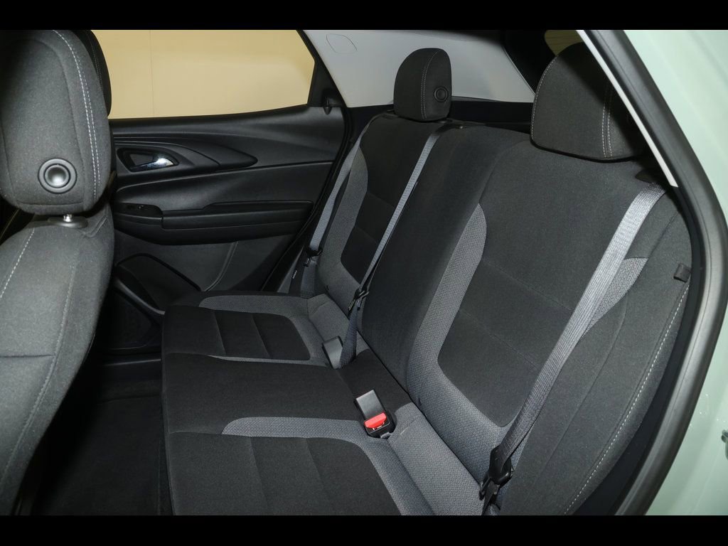 Used 2026 Chevrolet TrailBlazer LS w/ LS Convenience Package image 27