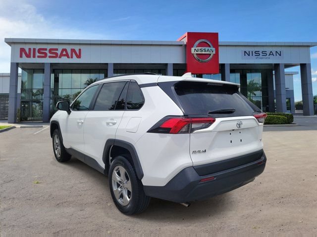 Used 2024 Toyota RAV4 XLE FWD image 7