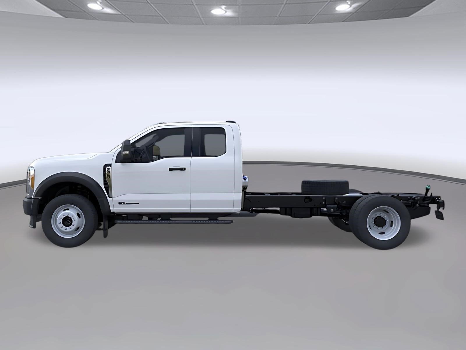 New 2026 Ford F450 XL image 3