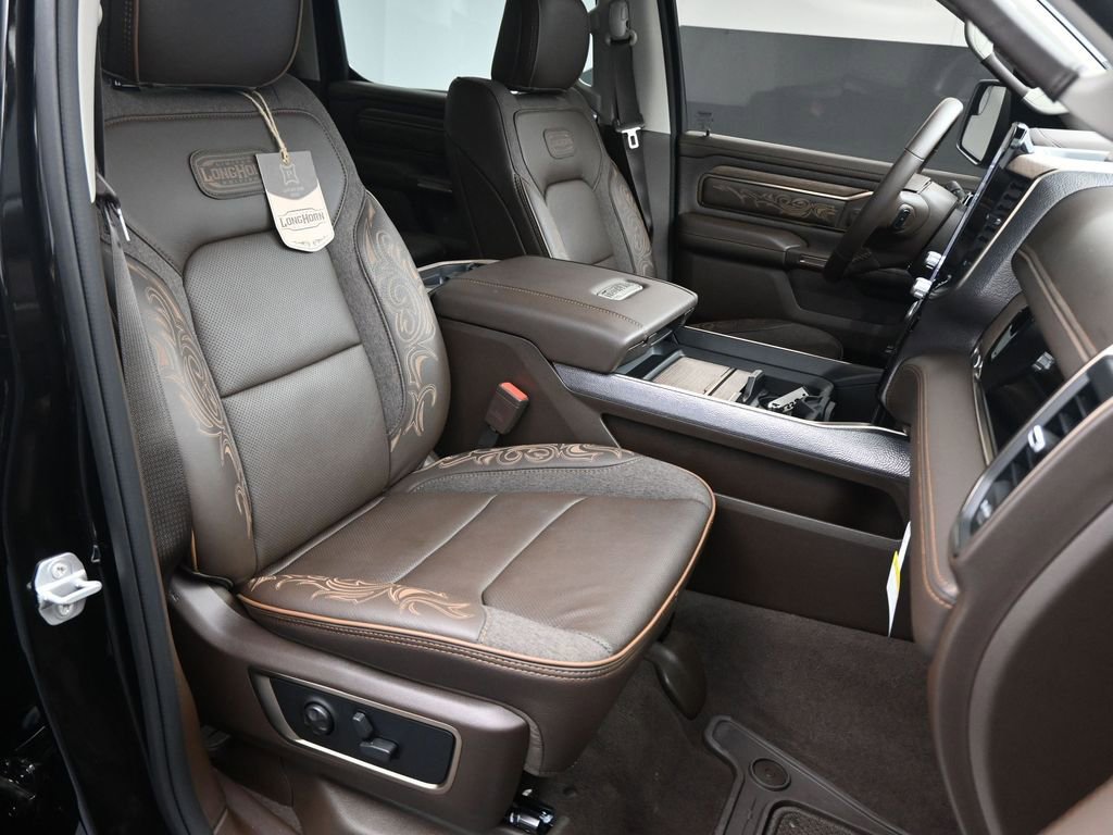 Used 2026 RAM 1500 Limited AWD/4WD image 13