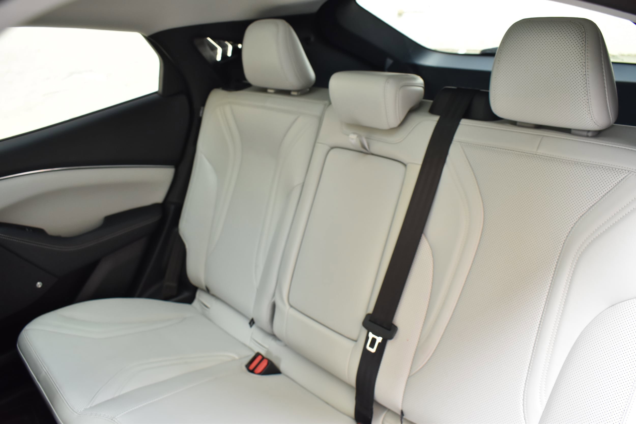 Used 2021 Ford Mustang Mach-E Premium image 23