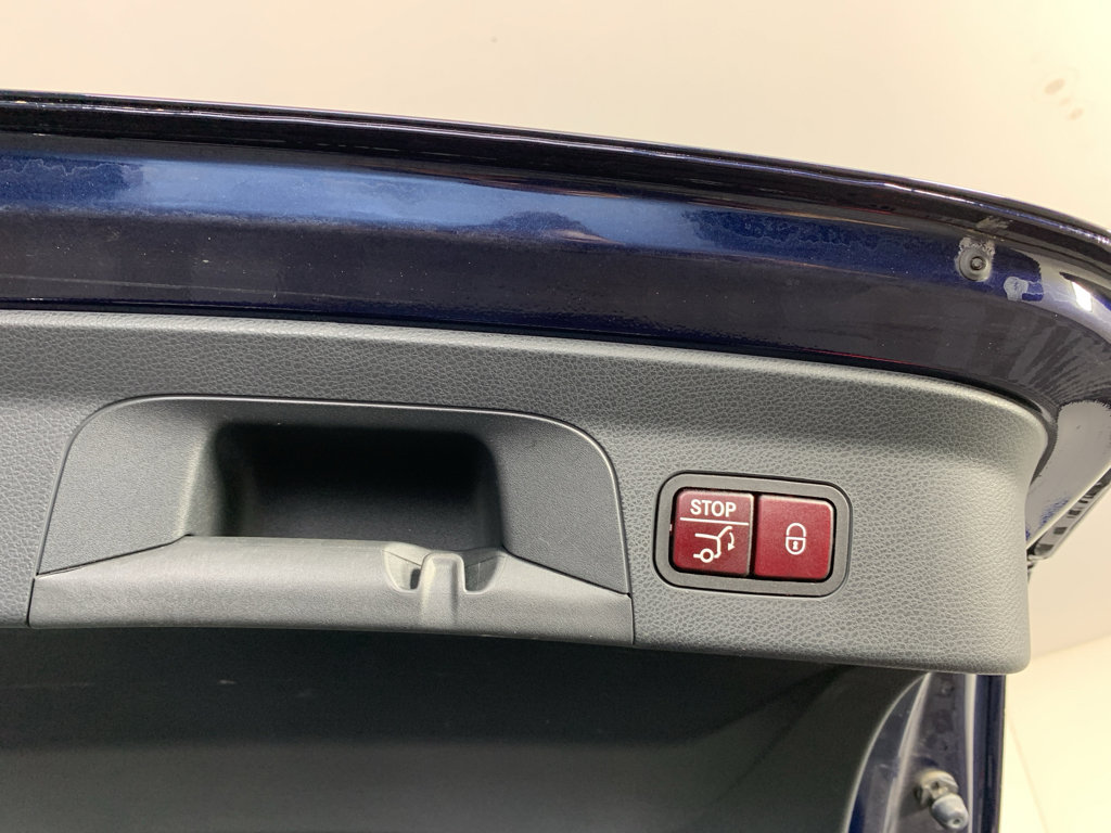 Used 2018 Mercedes-Benz GLC 300 4MATIC Coupe image 37
