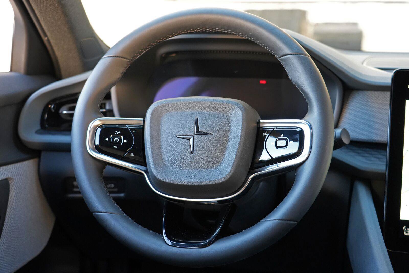 Used 2022 Polestar Polestar 2 w/ Pilot Package AWD/4WD image 21