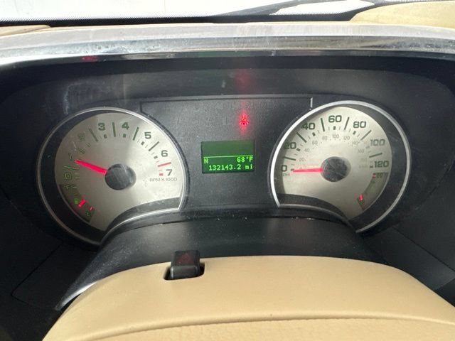 Used 2006 Ford Explorer Eddie Bauer AWD/4WD image 16
