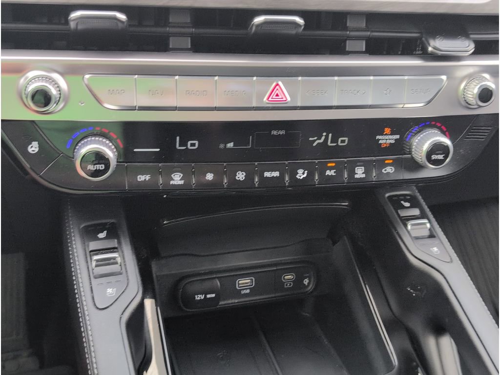 Used 2024 Kia Telluride EX X-Line image 16