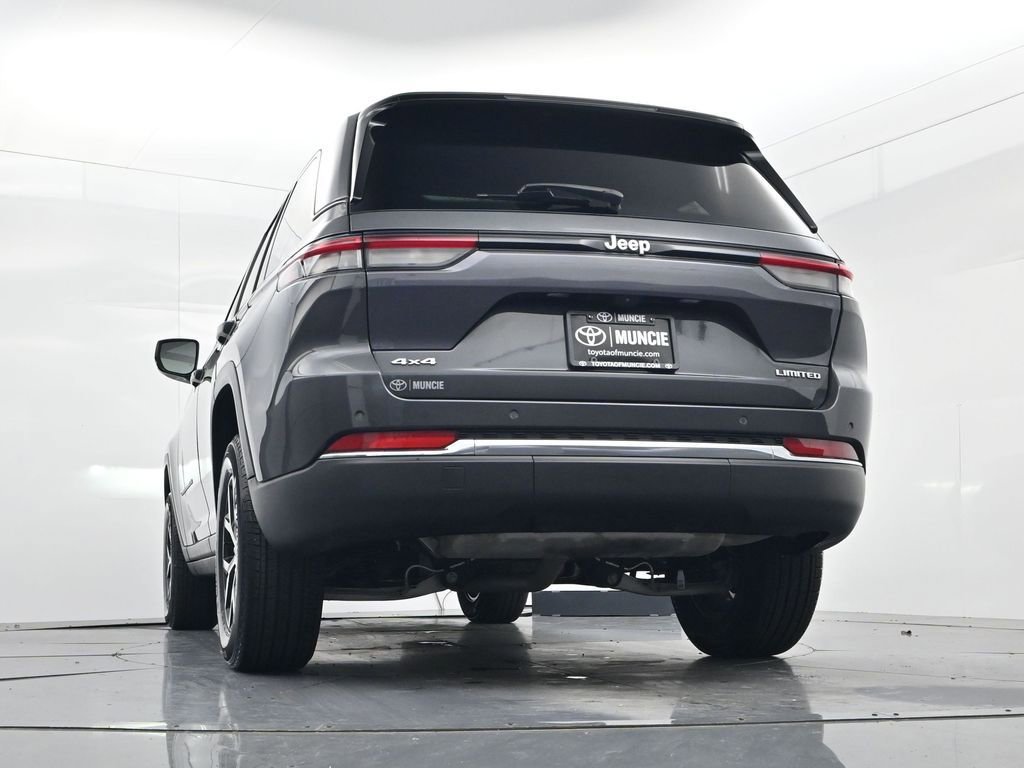 Used 2024 Jeep Grand Cherokee Limited w/ Trailer Tow Package image 58
