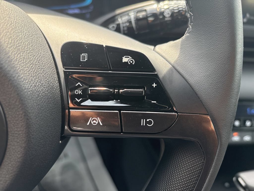 Certified 2026 Hyundai Elantra Sport FWD image 19