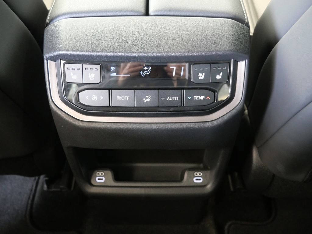 Certified 2025 Lexus TX 500h AWD w/ Technology Package image 38