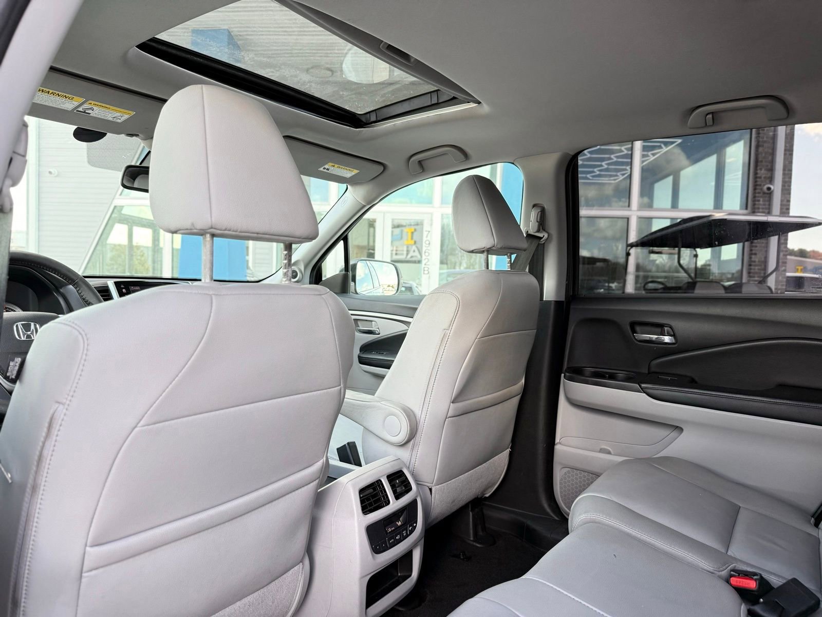 Used 2017 Honda Pilot EX-L image 19