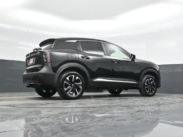 Used 2025 Nissan Kicks SV AWD/4WD image 29