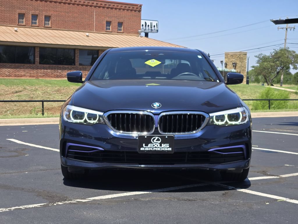 Used 2020 BMW 530i xDrive w/ Convenience Package AWD/4WD image 2