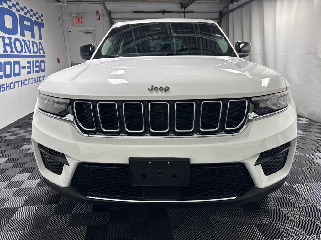 Used 2023 Jeep Grand Cherokee Laredo AWD/4WD video 2