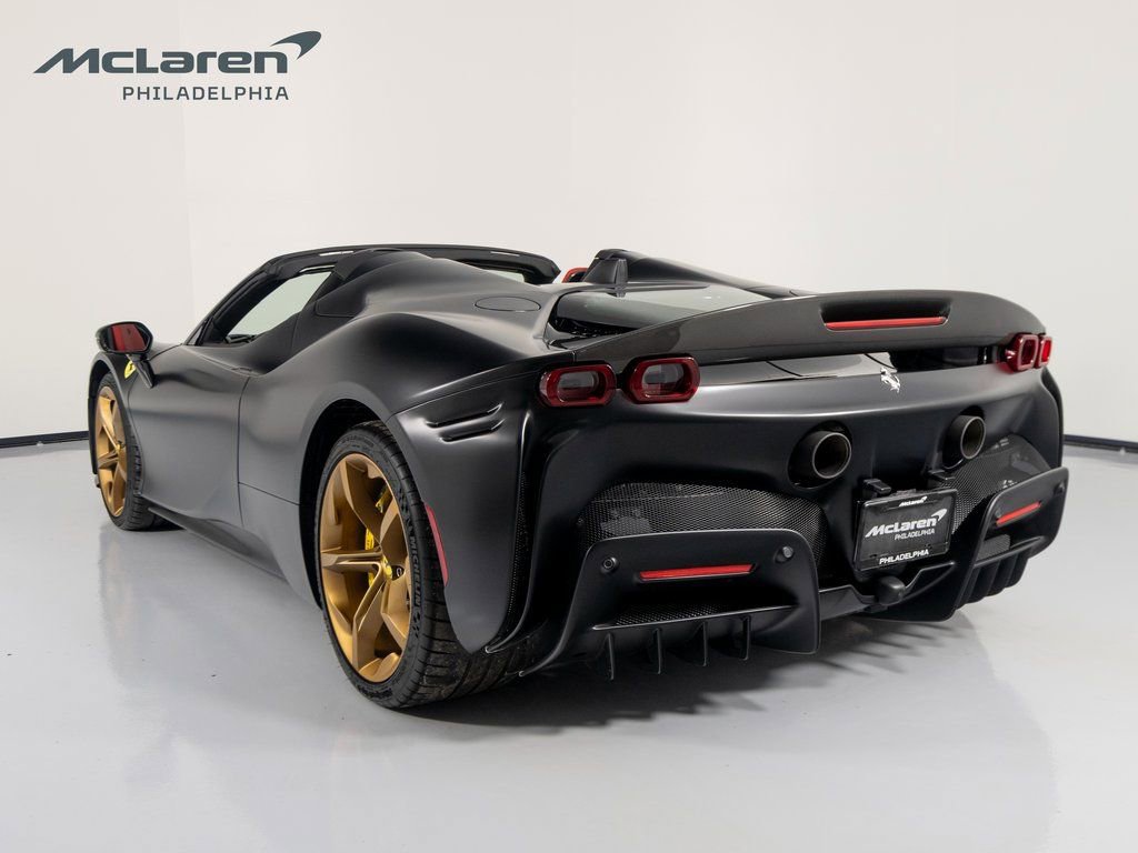 Used 2024 Ferrari SF90 Spider image 8