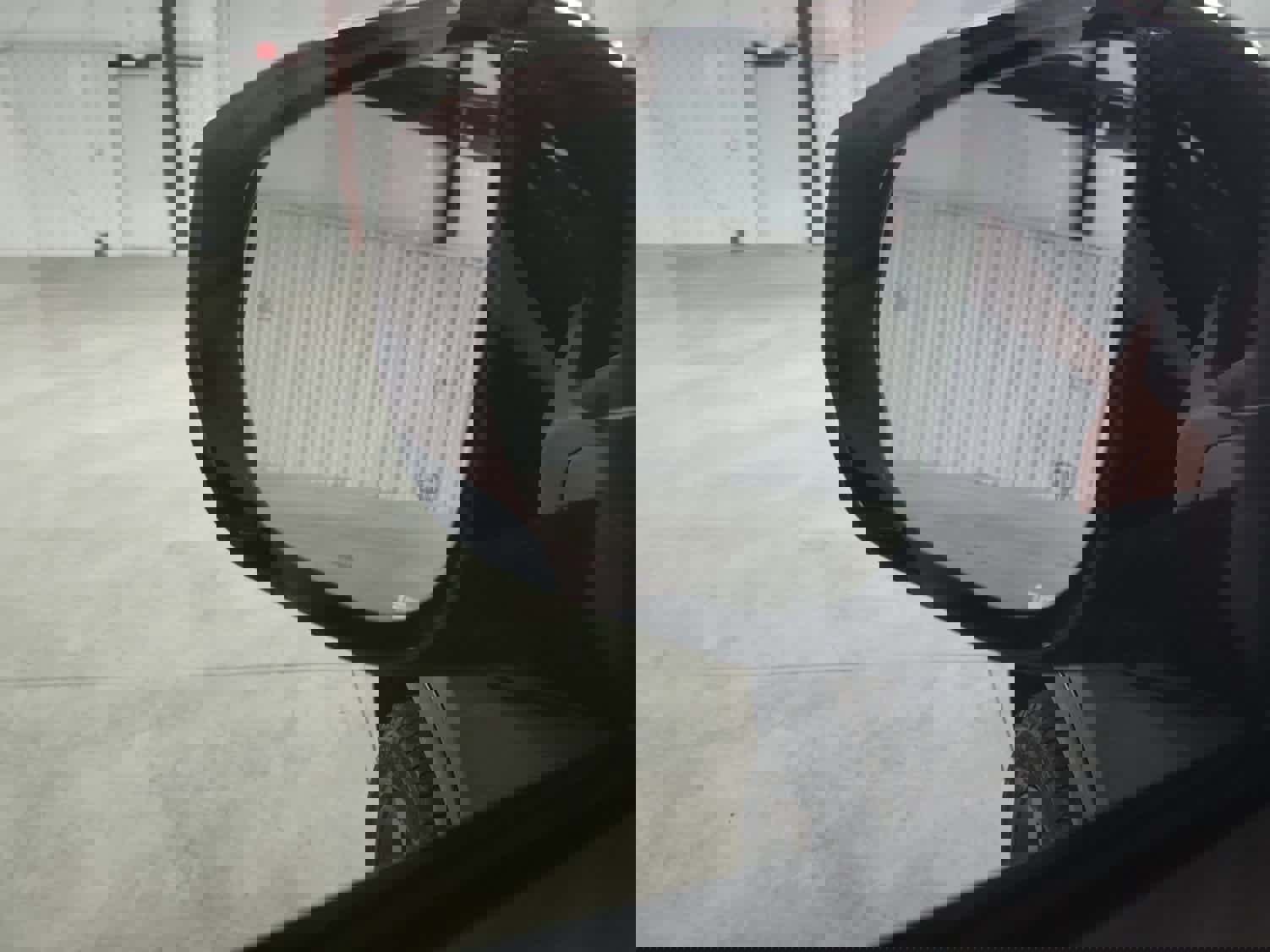 Used 2024 Jeep Grand Cherokee Limited w/ Black Appearance Package image 18