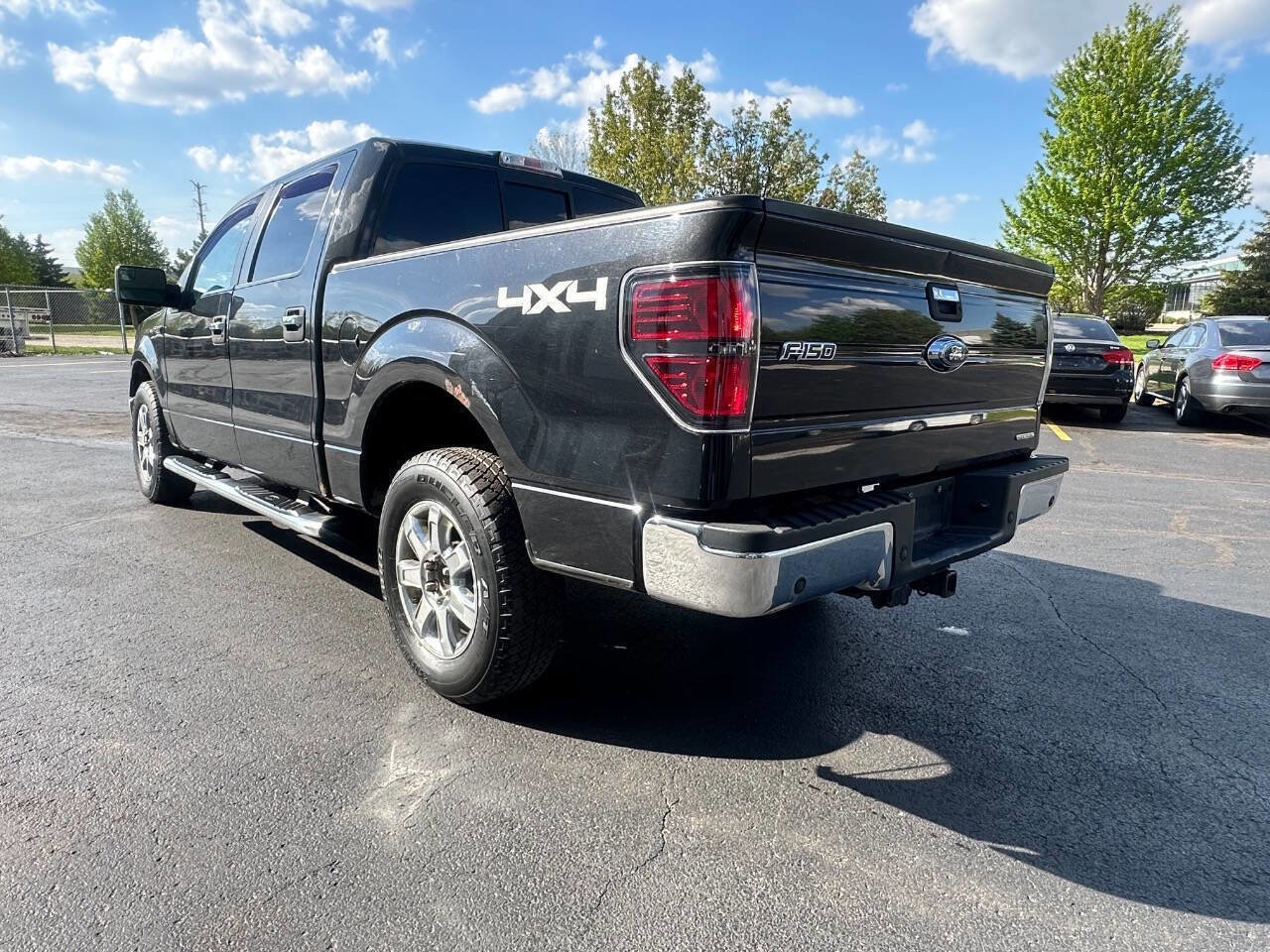 Used 2013 Ford F150 XLT w/ Luxury Equipment Group AWD/4WD image 10