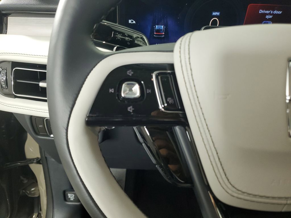 New 2025 Lincoln Aviator Reserve RWD image 25