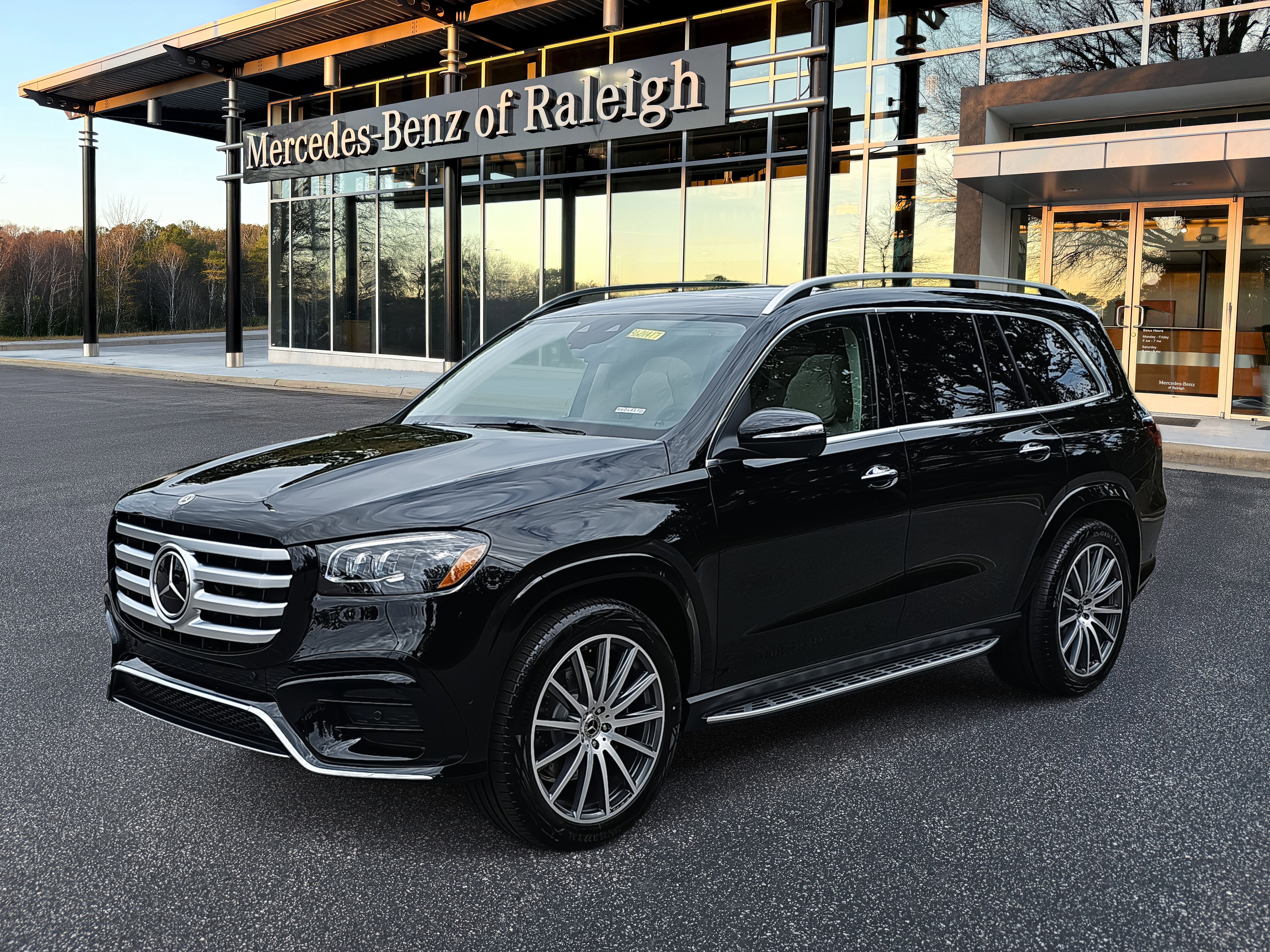 New 2026 Mercedes-Benz GLS 450 4MATIC video 1