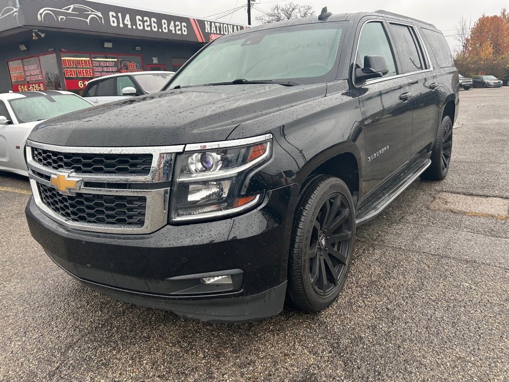 Used 2016 Chevrolet Suburban LT w/ Luxury Package image 1