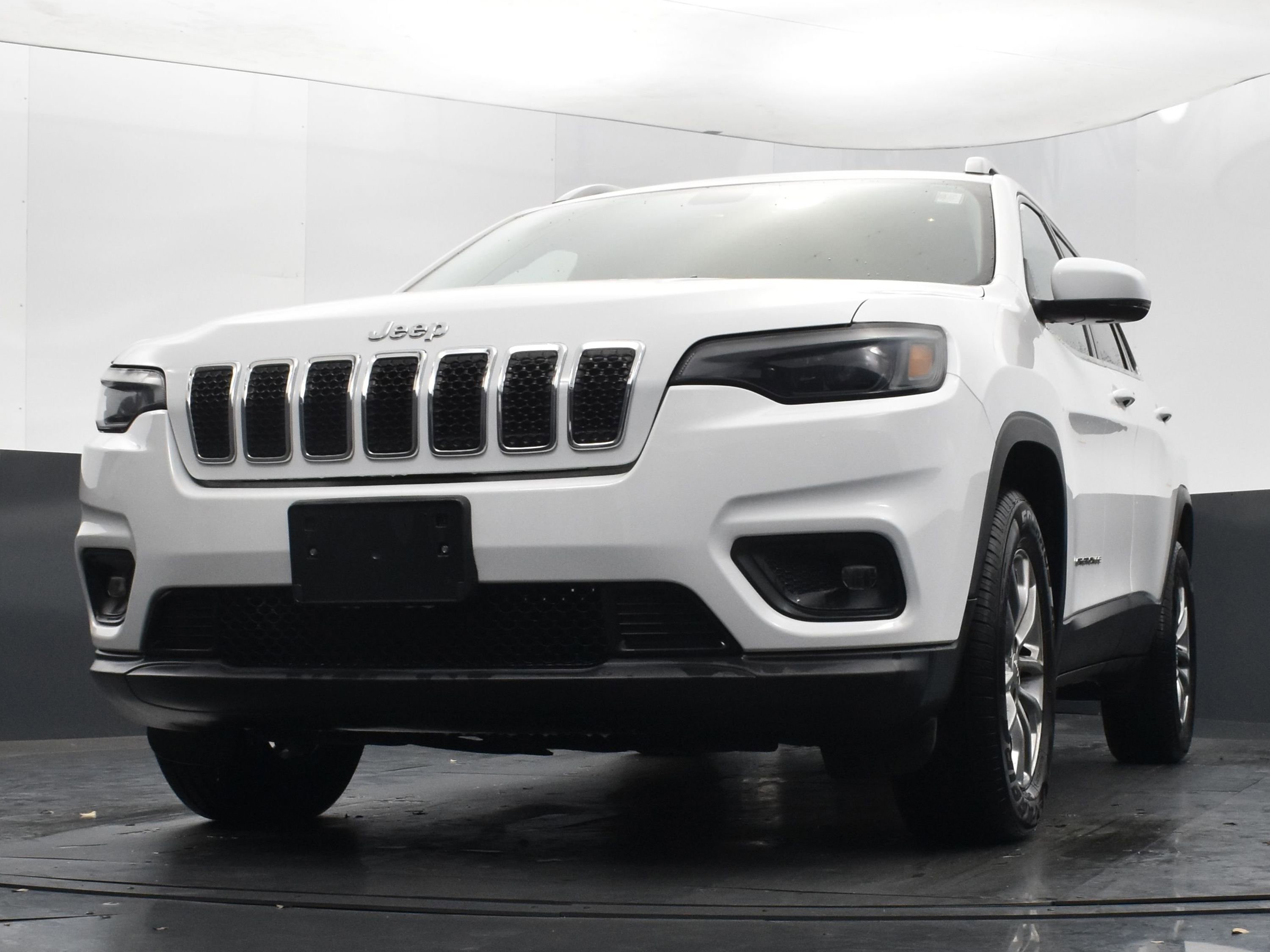Used 2020 Jeep Cherokee Latitude Plus image 35