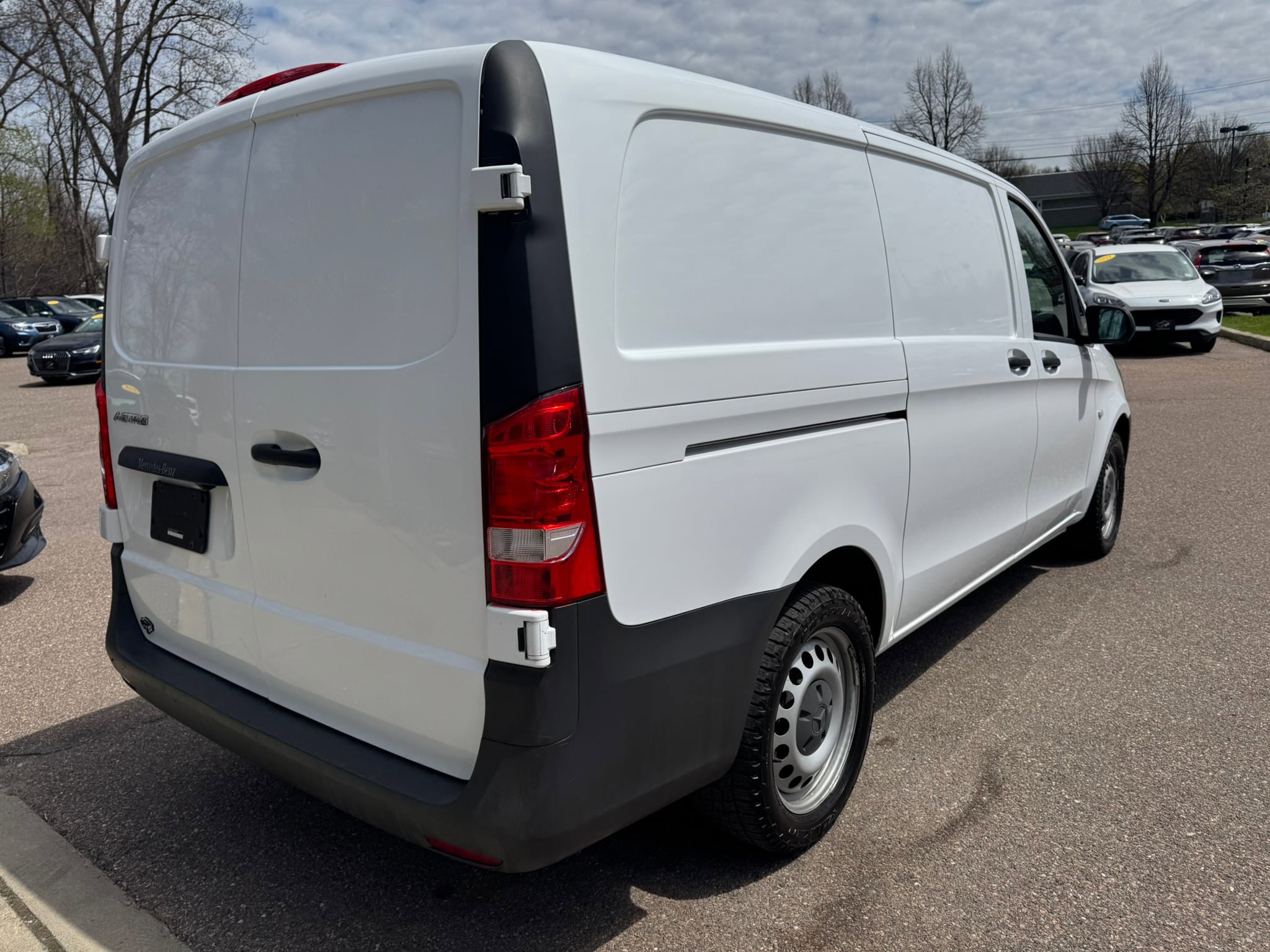 Used 2020 Mercedes-Benz Metris image 7