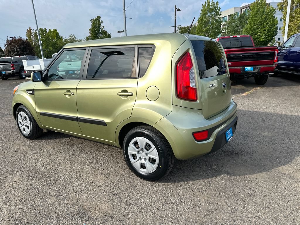 Used 2012 Kia Soul FWD image 4