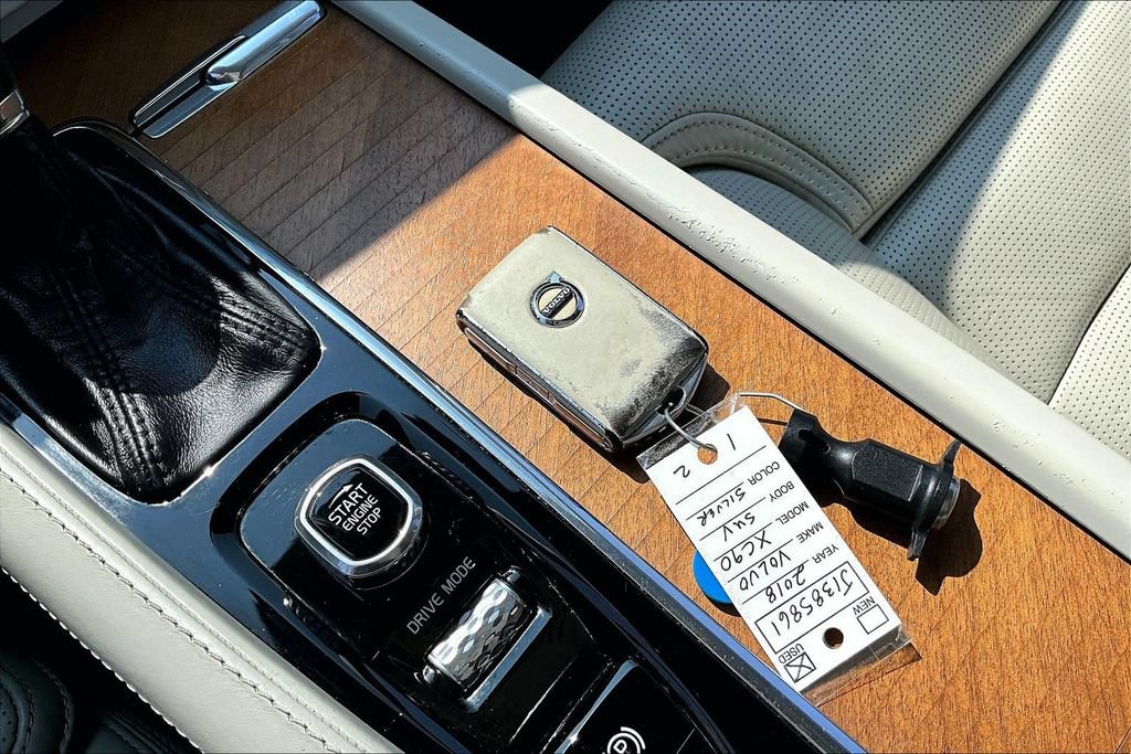 Used 2018 Volvo XC90 T6 Inscription w/ Convenience Package AWD/4WD image 12