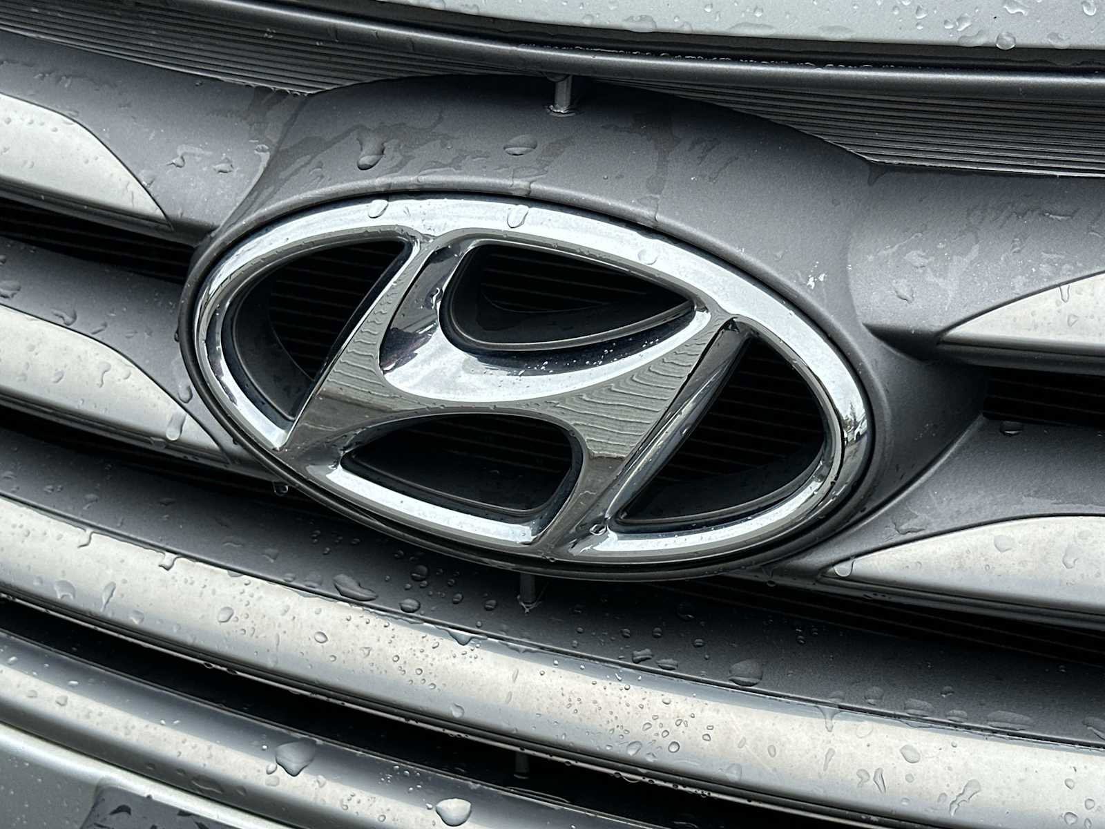 Used 2017 Hyundai Santa Fe Sport image 10