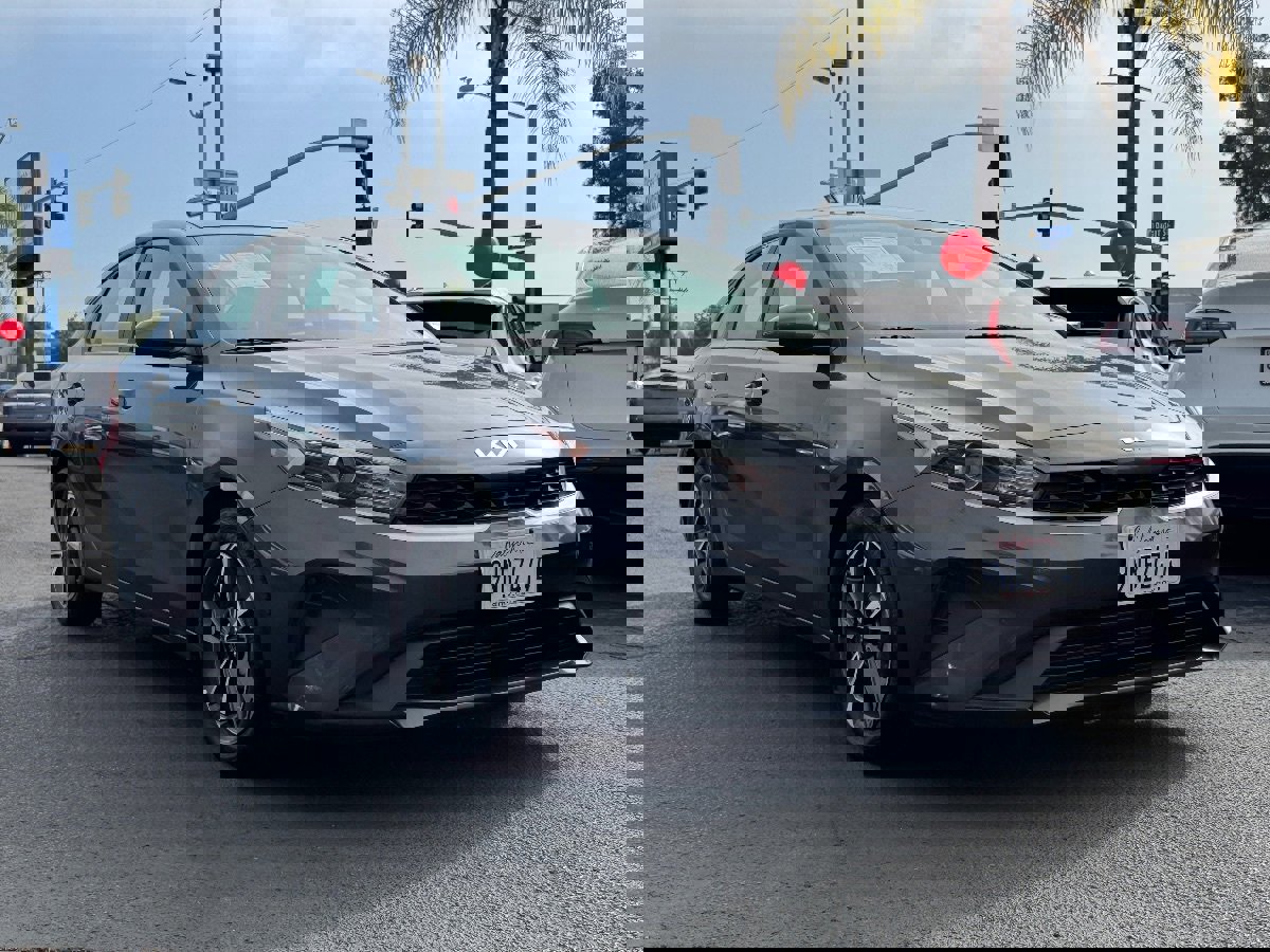 Used 2024 Kia Forte LXS image 5