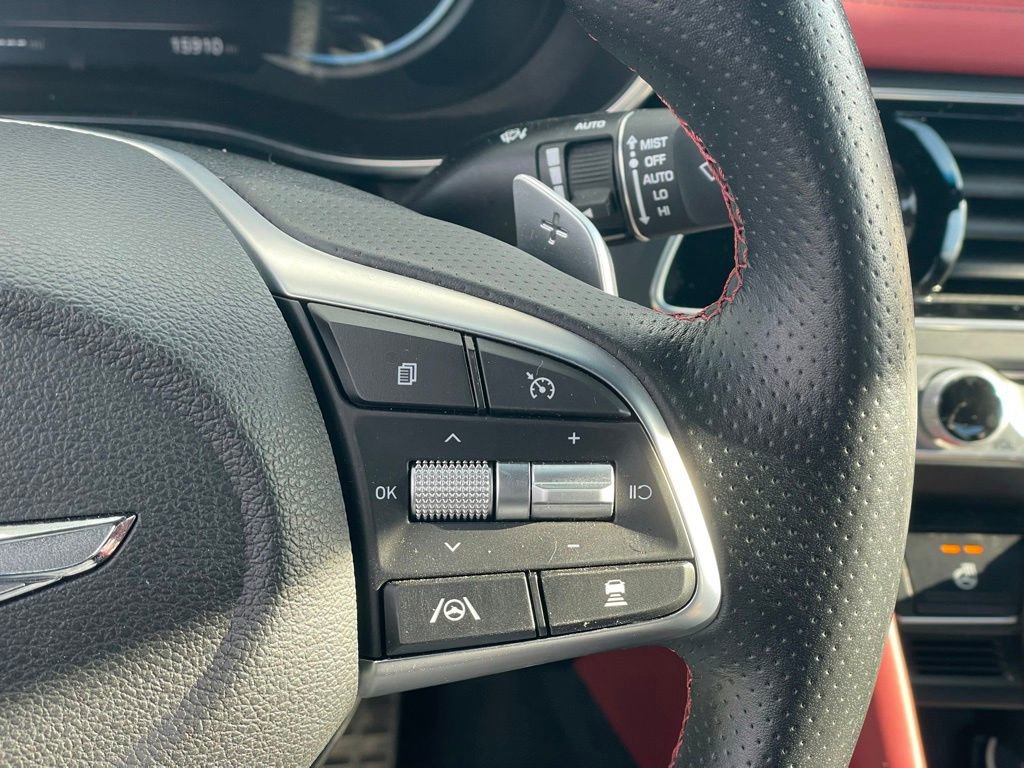 Used 2023 Genesis G70 3.3T w/ Sport Prestige Package image 17