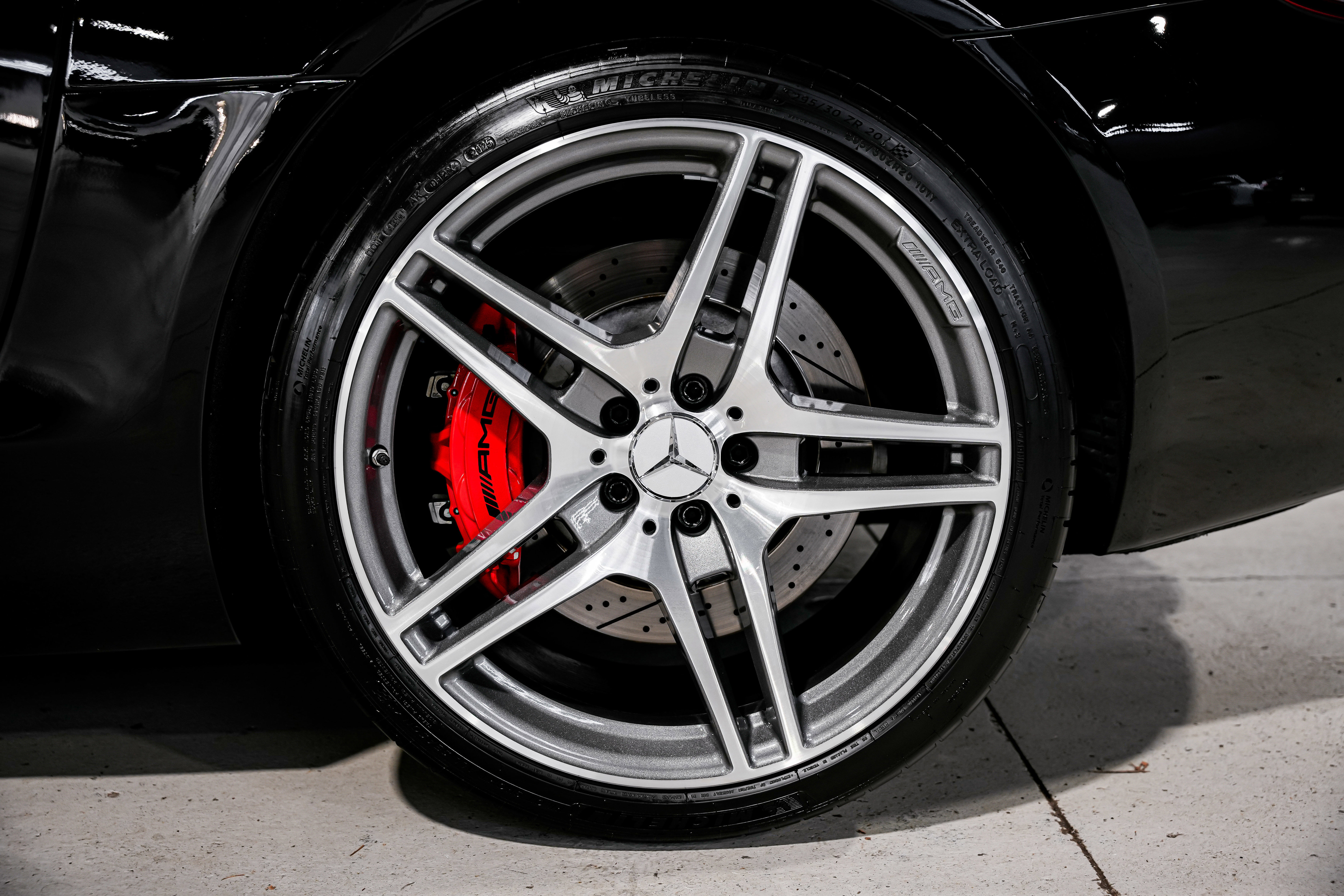 Used 2012 Mercedes-Benz SLS AMG Roadster image 43