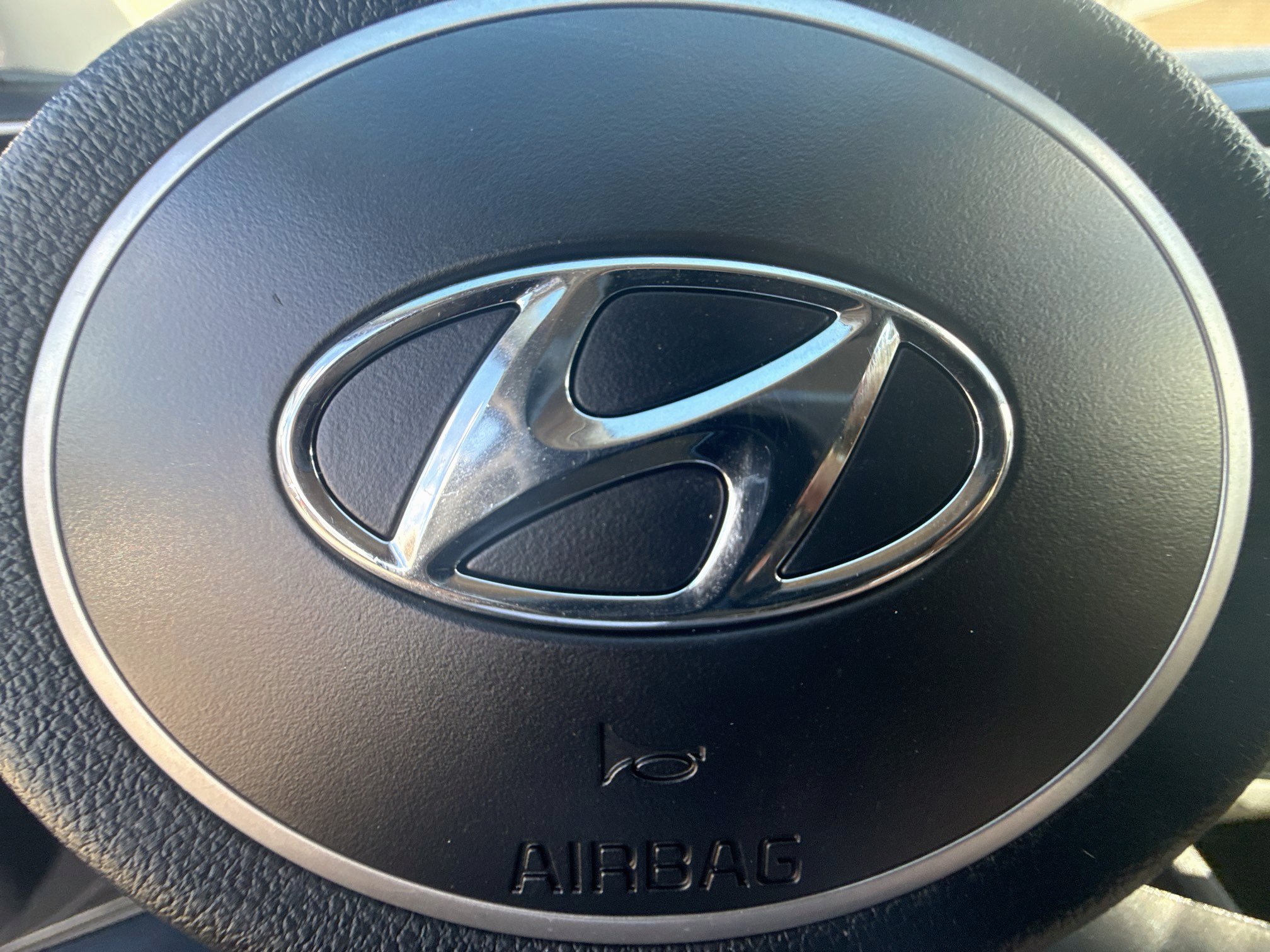 New 2026 Hyundai Elantra Limited FWD image 25