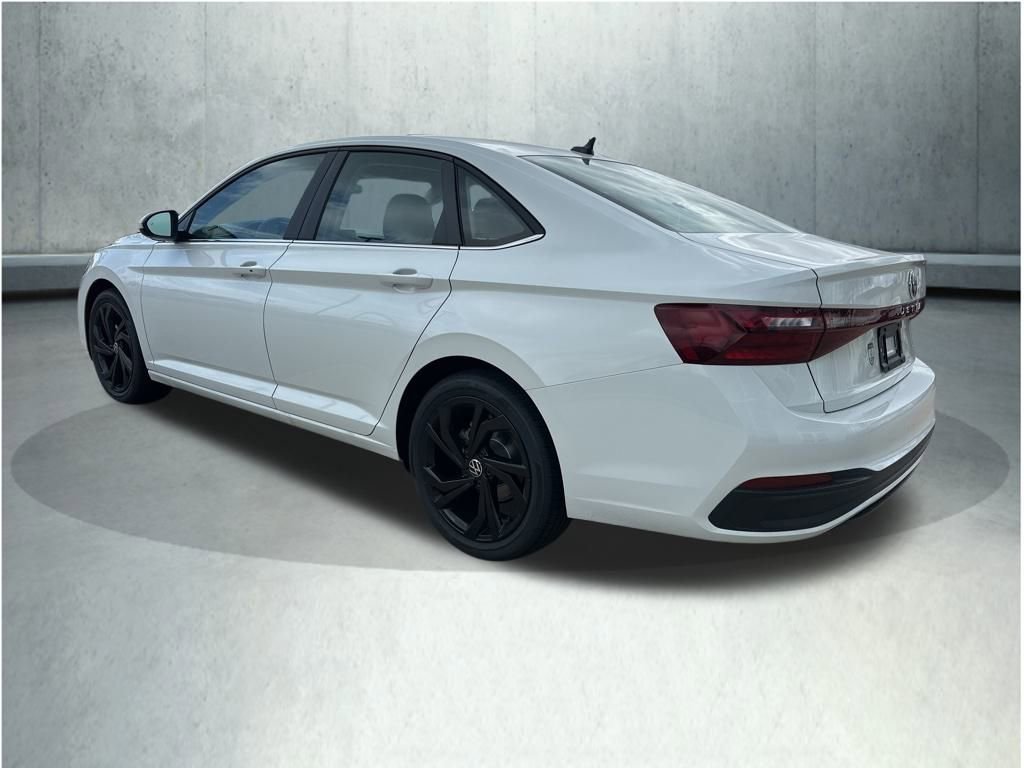 New 2025 Volkswagen Jetta SE image 4