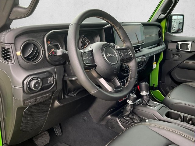Used 2025 Jeep Wrangler Unlimited Rubicon 392 AWD/4WD image 10