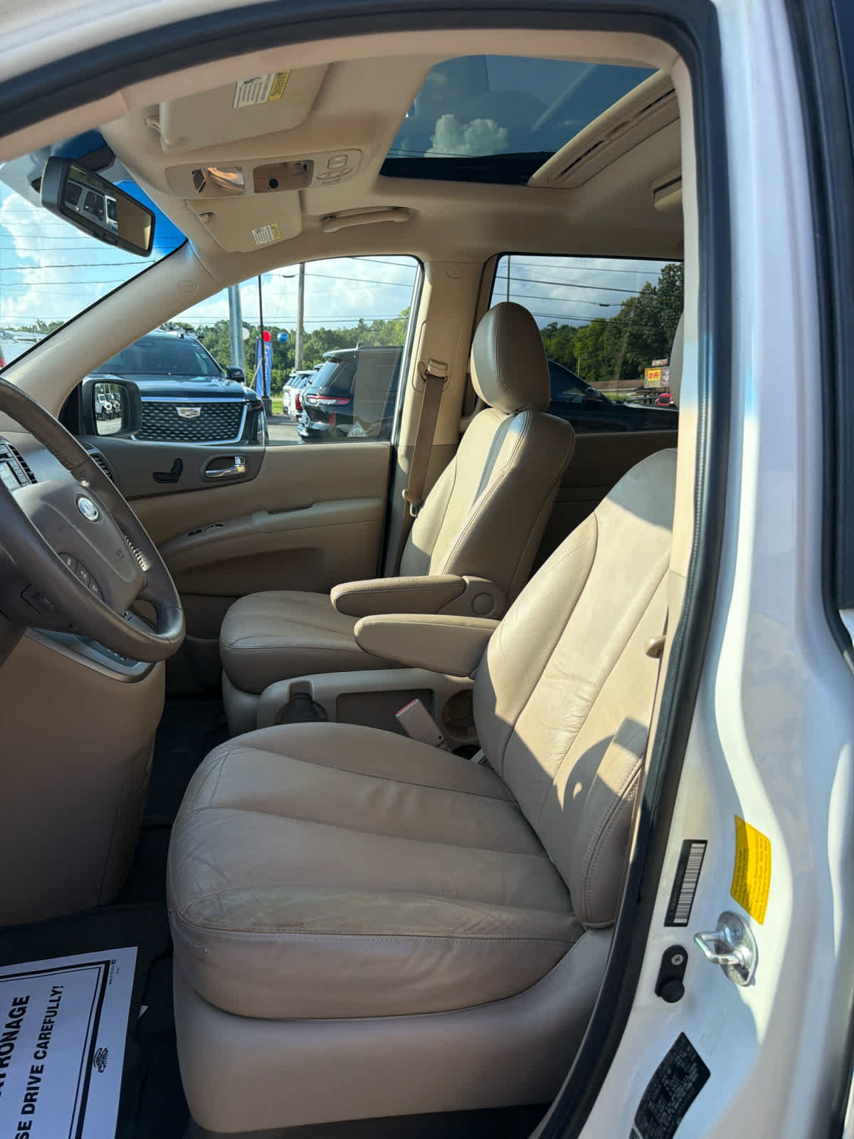 Used 2010 Kia Sedona EX w/ Luxury Pkg FWD image 16