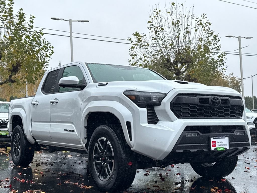 Certified 2025 Toyota Tacoma TRD Sport image 7