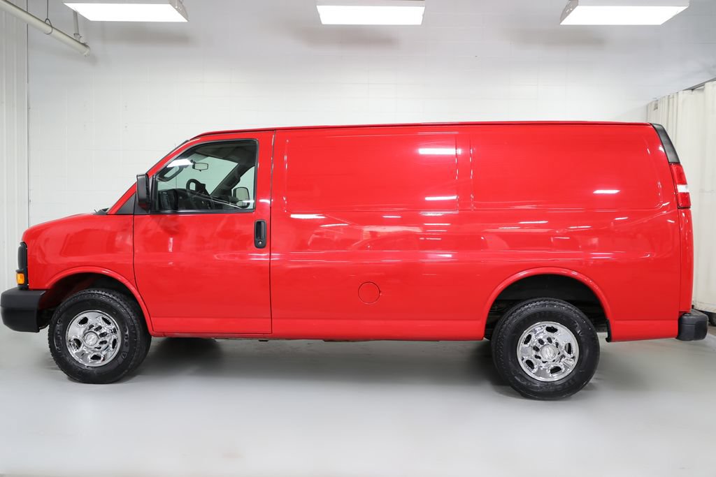 Used 2016 Chevrolet Express 3500 RWD image 10