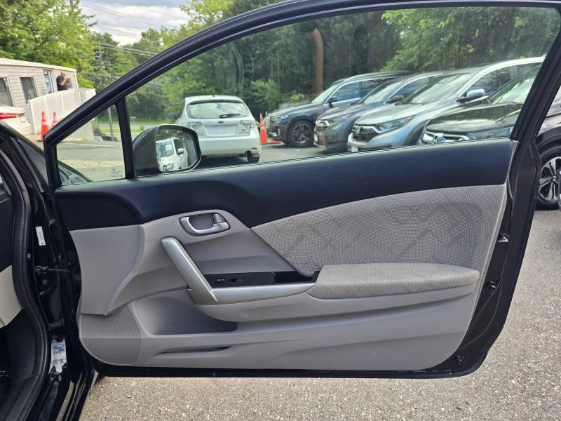Used 2013 Honda Civic LX image 19