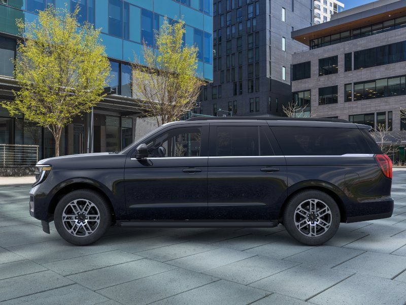 New 2026 Ford Expedition Max Active AWD/4WD image 3