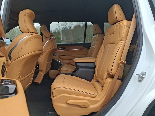 Used 2024 Jeep Grand Cherokee L Summit image 10