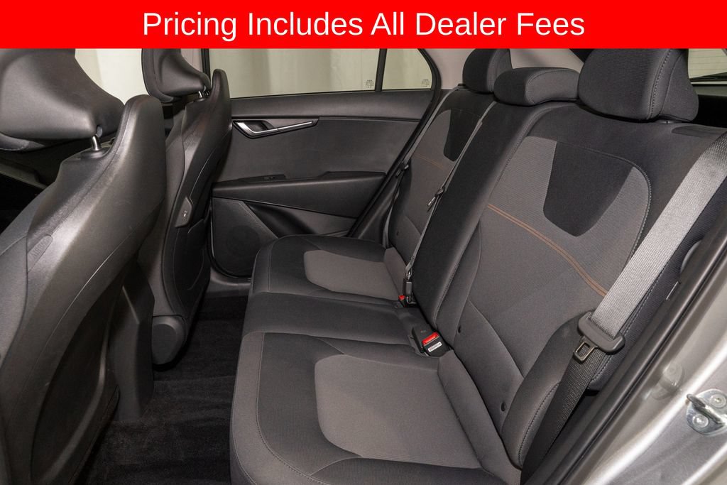 Used 2023 Kia Niro LX FWD image 8