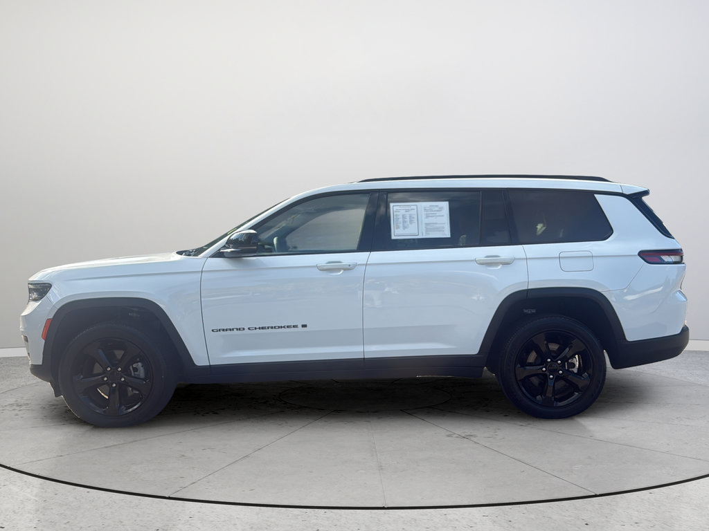 Used 2023 Jeep Grand Cherokee L Laredo AWD/4WD image 10