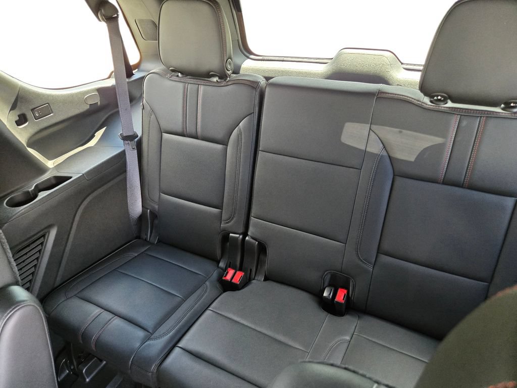 Used 2021 Chevrolet Tahoe RST w/ Luxury Package RWD image 20