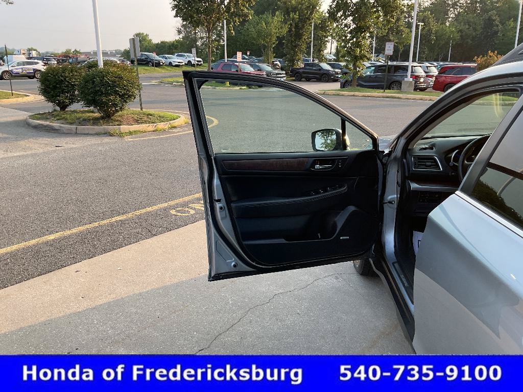 Used 2017 Subaru Outback 2.5i Limited AWD/4WD image 15