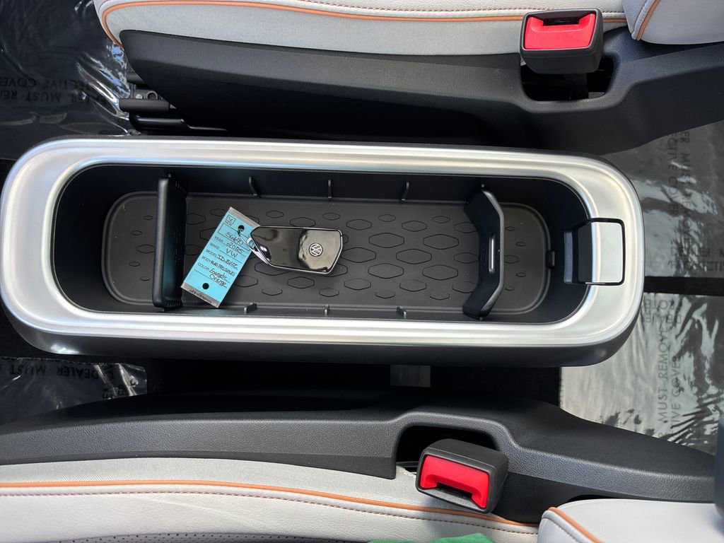 New 2025 Volkswagen ID. Buzz Pro S Plus AWD/4WD image 22