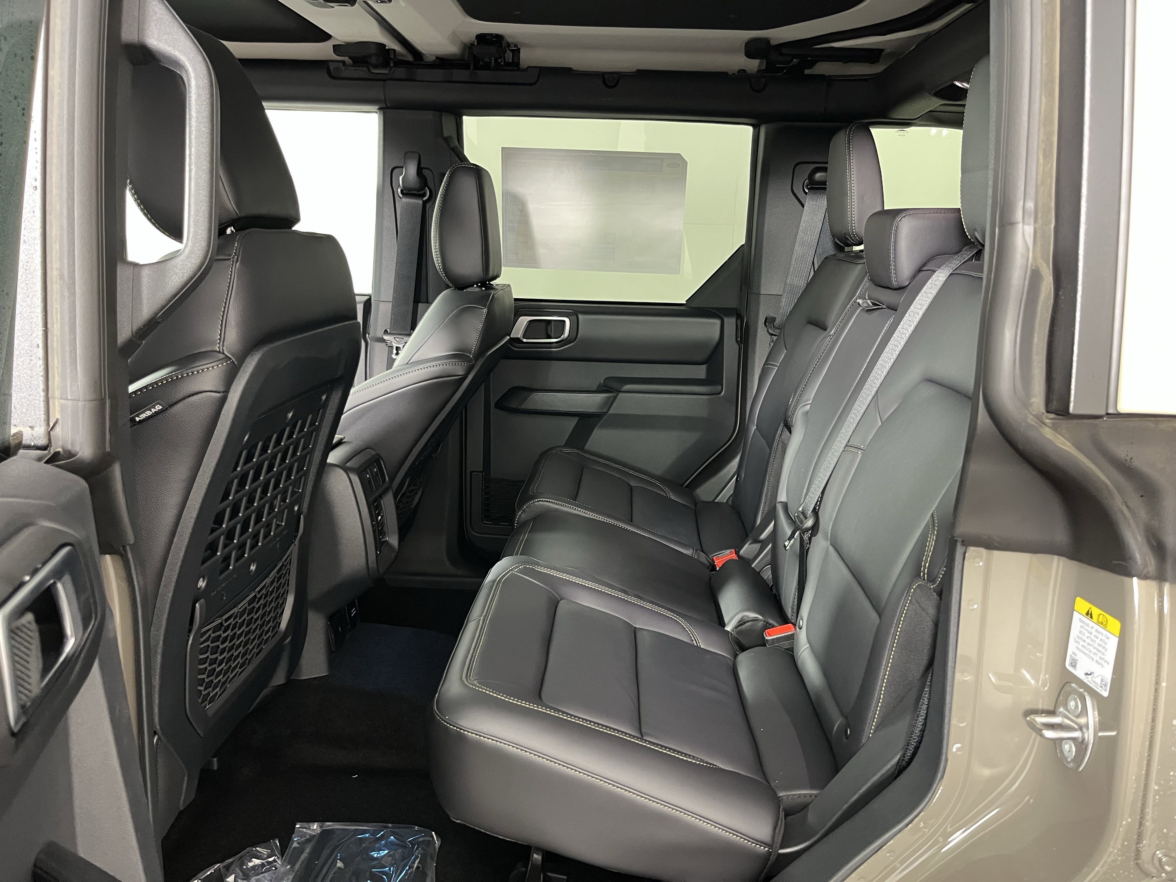 New 2026 Ford Bronco Badlands AWD/4WD image 10