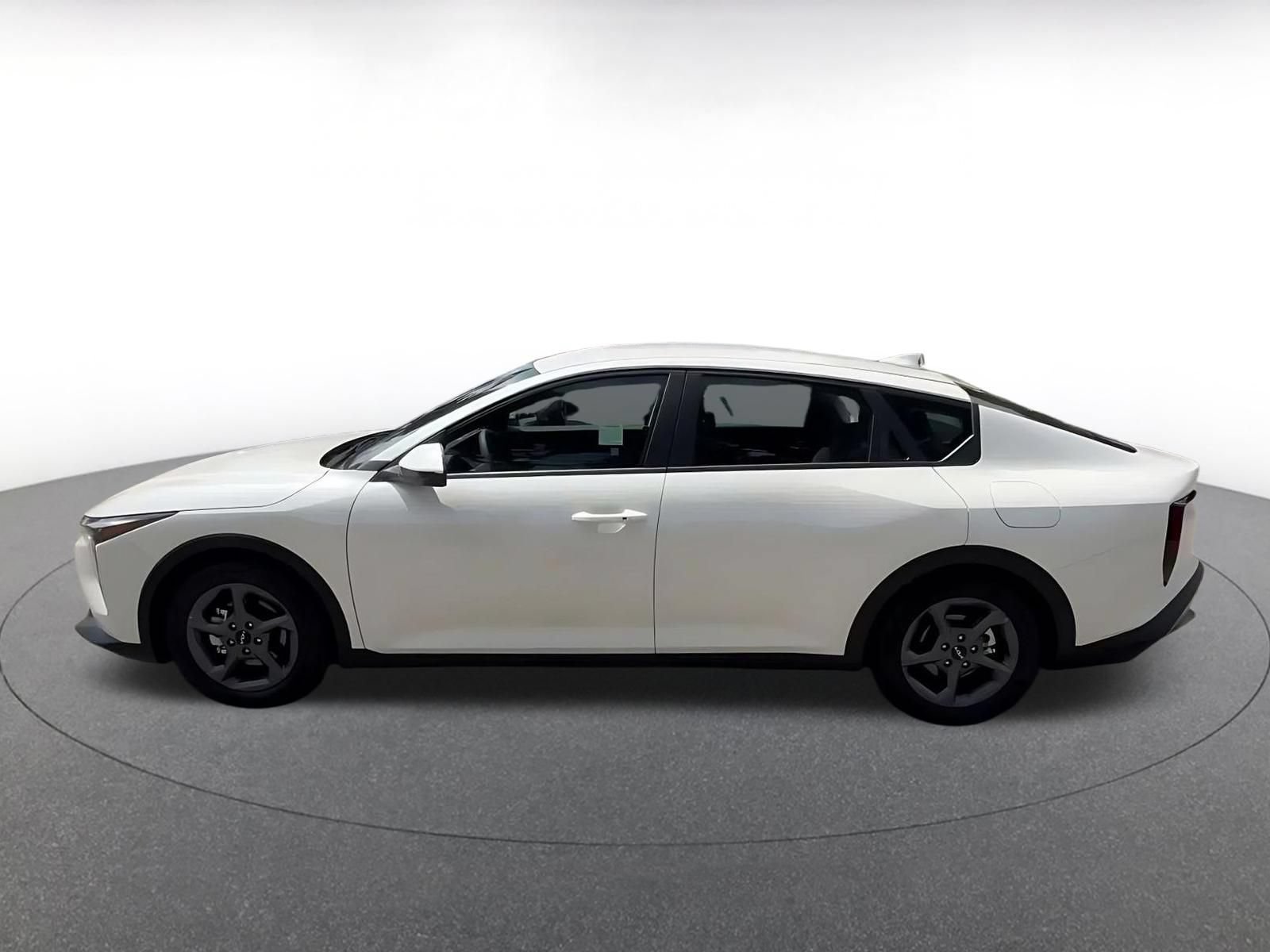 Used 2026 Kia K4 FWD image 7