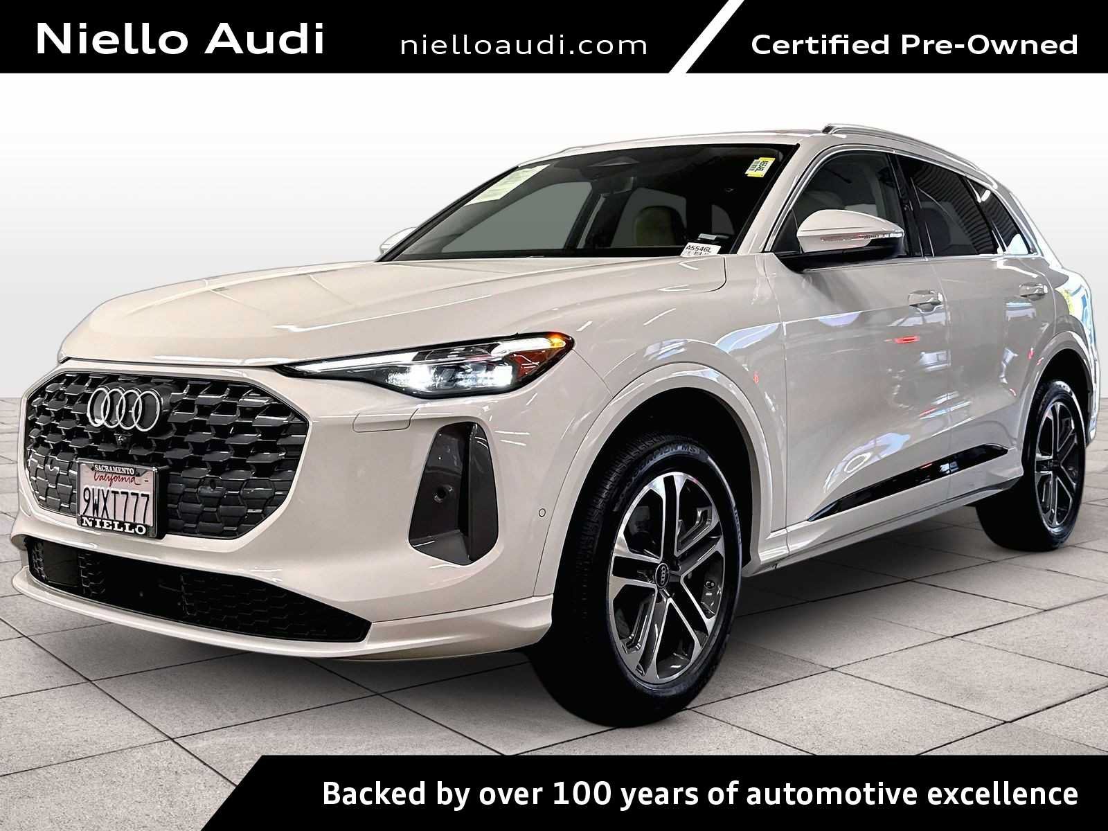 Used 2025 Audi Q5 Premium Plus AWD/4WD image 1
